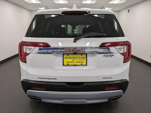 2022 GMC Acadia AWD SLE