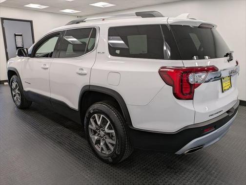 2022 GMC Acadia AWD SLE