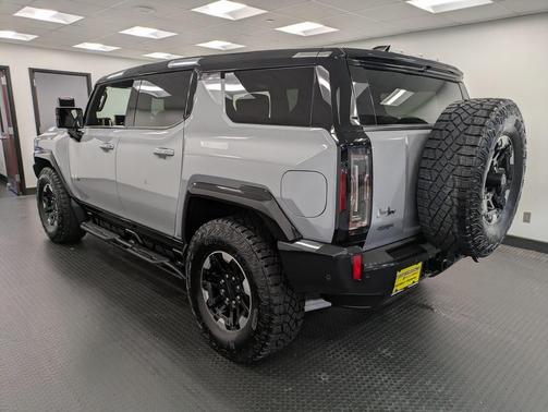 2024 GMC HUMMER EV SUV 3X