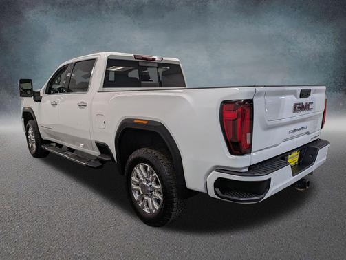 Summit White 2022 GMC Sierra 2500 Denali
