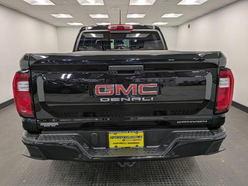 2023 GMC Canyon Denali