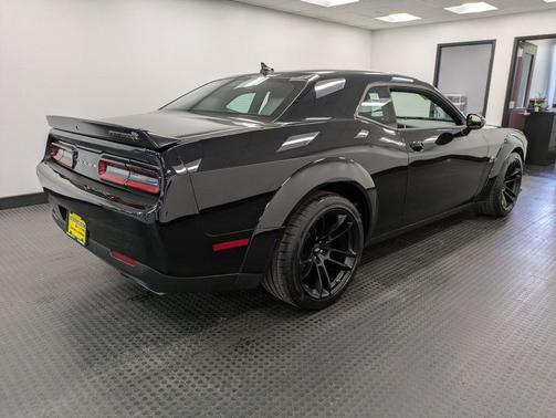 2023 Dodge Challenger R/T Scat Pack Widebody