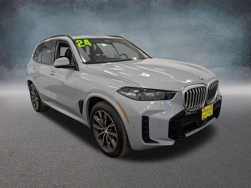 Brooklyn Grey Metallic 2024 BMW X5 xDrive40i