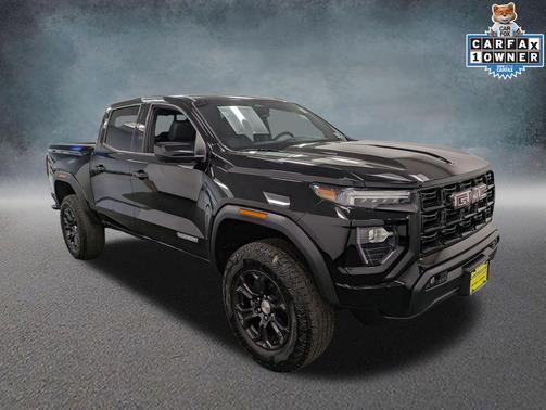Onyx Black 2024 GMC Canyon Elevation