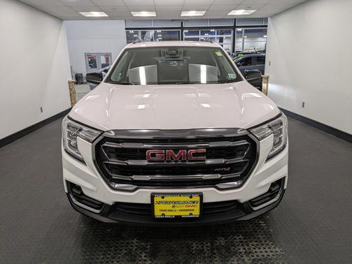 2022 GMC Terrain AWD AT4