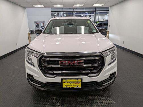 2022 GMC Terrain AWD AT4