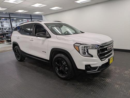 2022 GMC Terrain AWD AT4