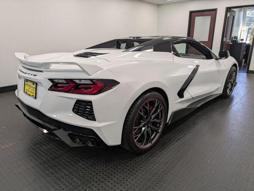 2023 Chevrolet Corvette Stingray w/3LT