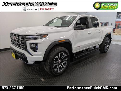 2024 GMC Canyon AT4