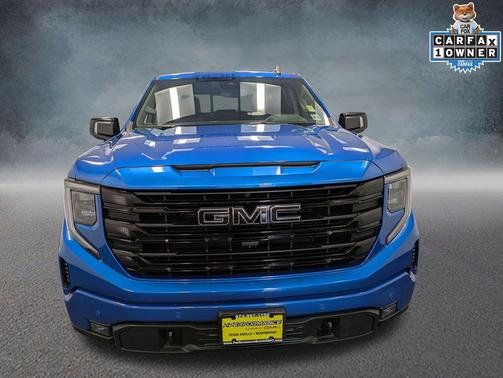 Dynamic Blue Metallic 2024 GMC Sierra 1500 Elevation