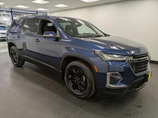 2022 Chevrolet Traverse LT Cloth