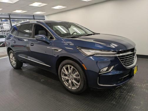 2023 Buick Enclave Premium AWD