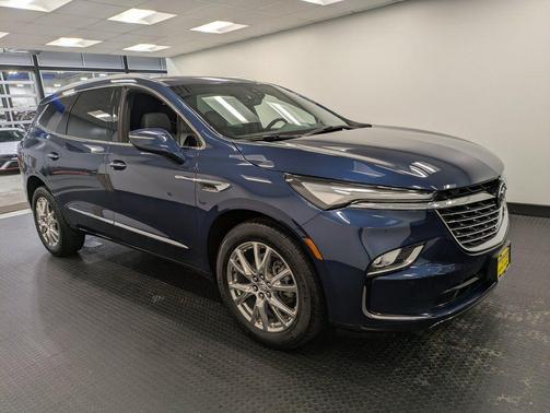 2023 Buick Enclave Premium AWD