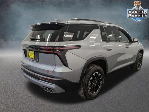 Sterling Gray Metallic 2025 Chevrolet Traverse AWD Z71