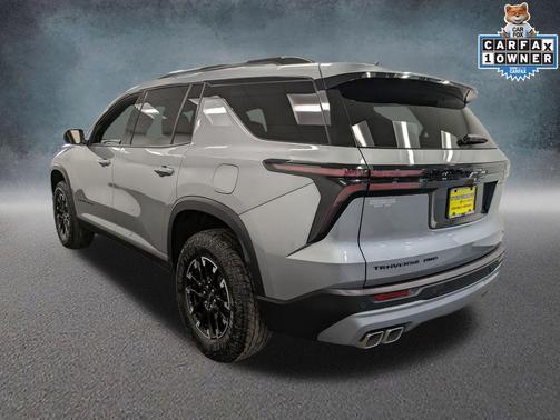 Sterling Gray Metallic 2025 Chevrolet Traverse AWD Z71