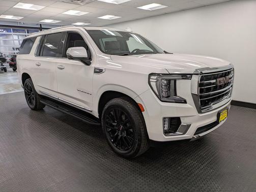 2021 GMC Yukon XL SLT