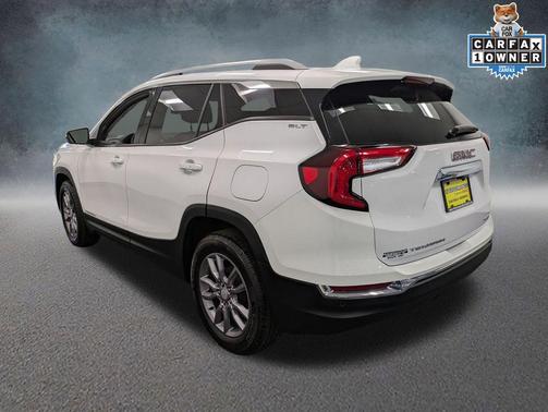 Summit White 2023 GMC Terrain SLT