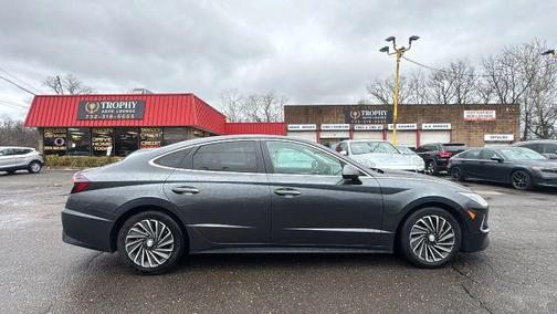2022 Hyundai SONATA Hybrid SEL
