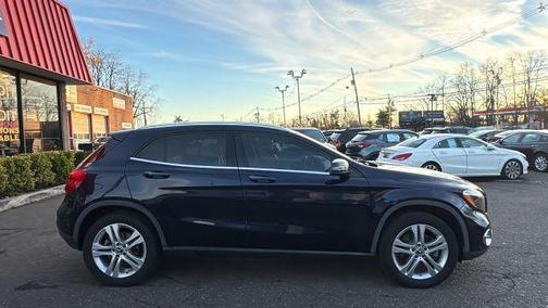 2018 Mercedes-Benz GLA 250 Base 4MATIC