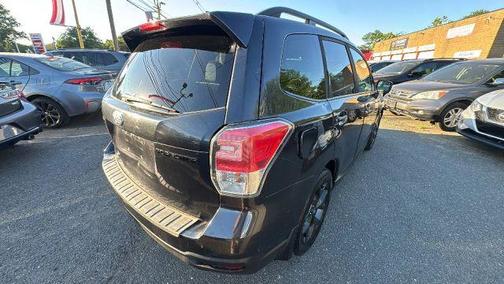 Dark Gray Metallic 2018 Subaru Forester 2.5i Premium