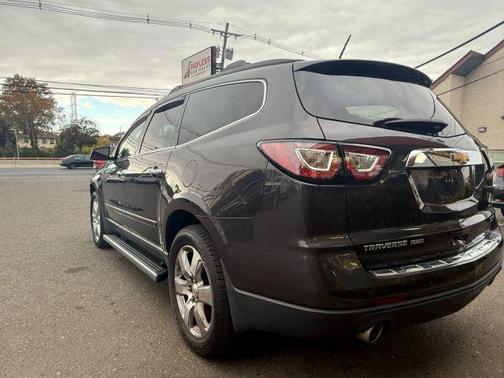 2018 Chevrolet Traverse LT Leather