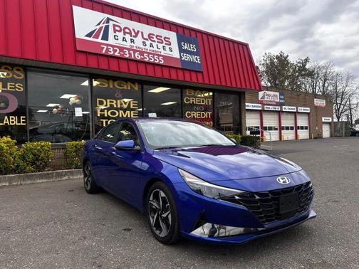 2023 Hyundai ELANTRA Limited