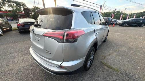 2016 Toyota RAV4 Hybrid XLE