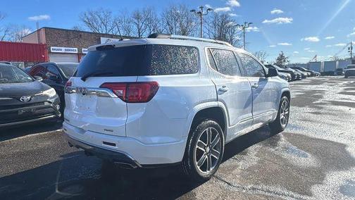 2019 GMC Acadia Denali