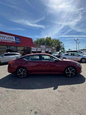 2023 Nissan Altima 2.5 SR