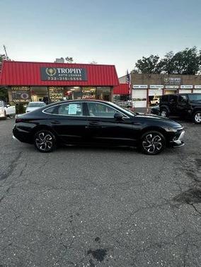 Onyx Black 2024 Hyundai SONATA SEL