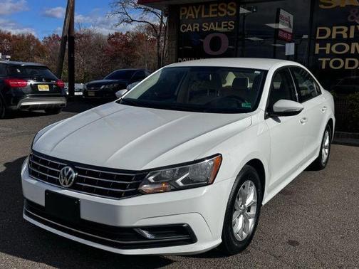 2018 Volkswagen Passat 2.0T S