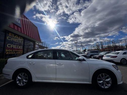 2018 Volkswagen Passat 2.0T S