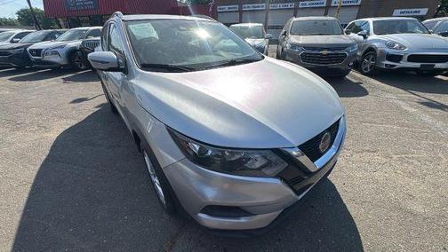 2022 Nissan Rogue Sport SV