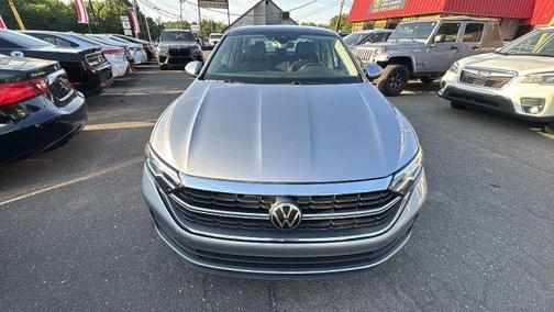 Pyrite Silver Metallic 2024 Volkswagen Jetta 1.5T SE