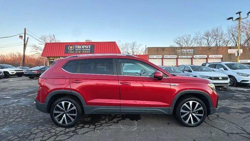 2022 Volkswagen Taos 1.5T SE