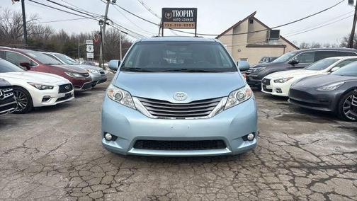2016 Toyota Sienna Limited Premium