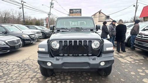2021 Jeep Gladiator Sport
