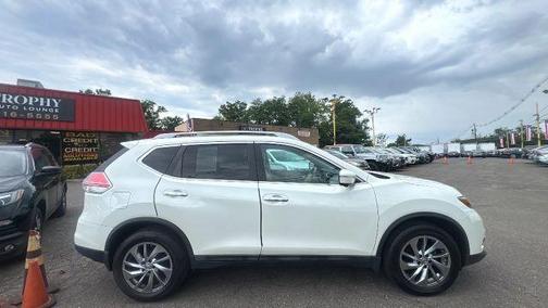 Moonlight White 2015 Nissan Rogue SL