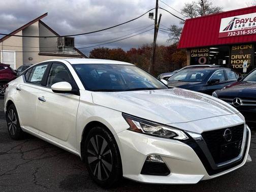 2022 Nissan Altima 2.5 SV