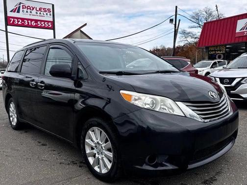 2013 Toyota Sienna XLE