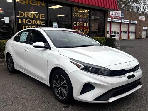 2022 Kia Forte LXS