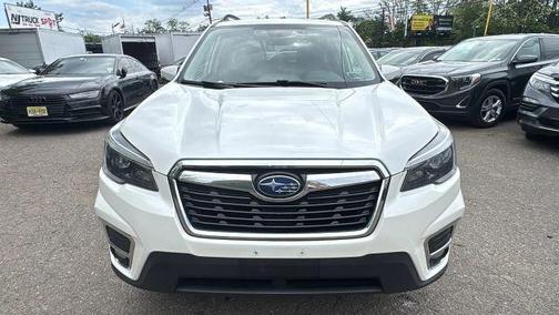 Crystal White Pearl 2021 Subaru Forester Limited