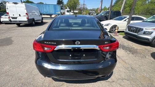 Black 2017 Nissan Maxima 3.5 SL