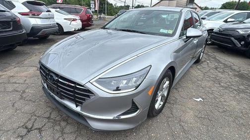 2021 Hyundai SONATA SE