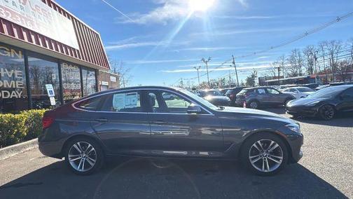 2018 BMW 330 Gran Turismo i xDrive