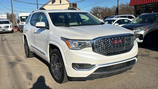 2019 GMC Acadia Denali