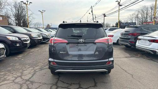 2016 Toyota RAV4 SE