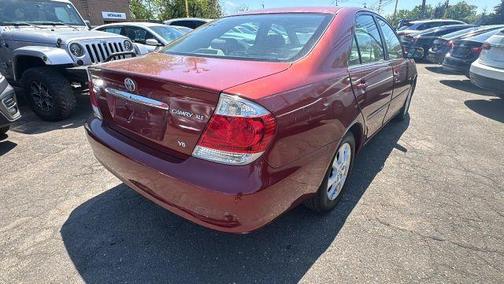2005 Toyota Camry LE