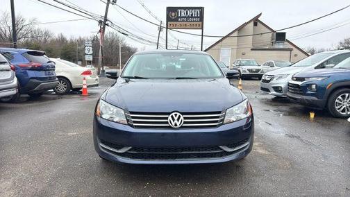 2014 Volkswagen Passat 1.8T Wolfsburg Edition