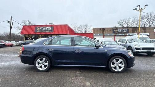 2014 Volkswagen Passat 1.8T Wolfsburg Edition